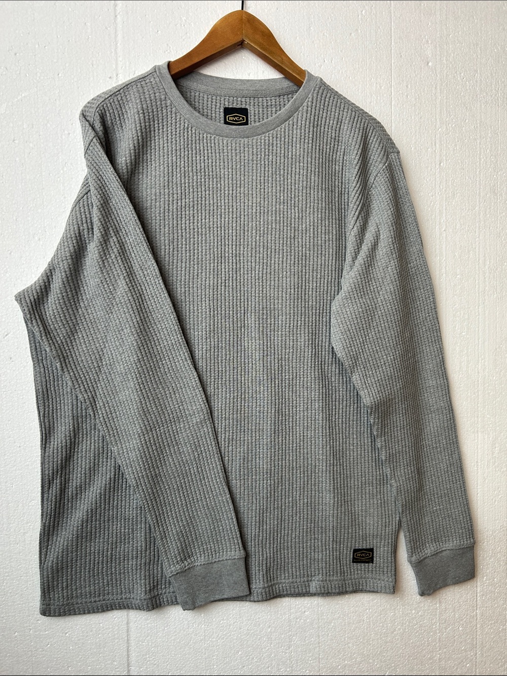 RVCA Day Shift Men’s Long Sleeve Gray Thermal Sweater. Waffle Knit. Size XL.